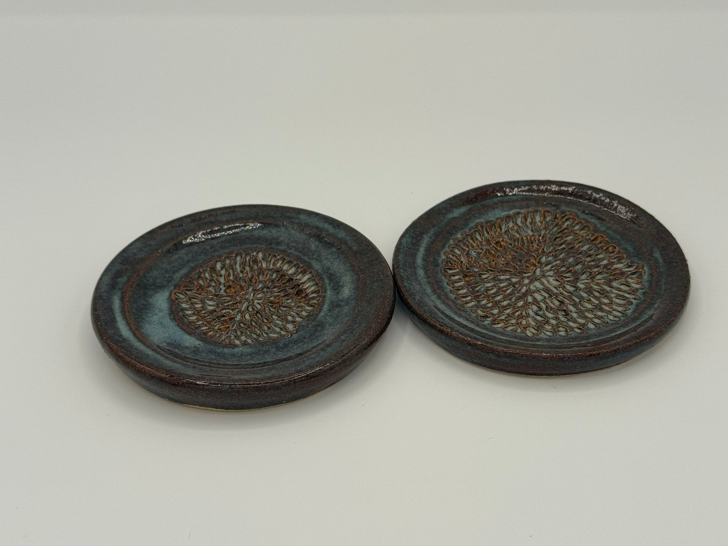 Garlic Grater - Blue Rutile